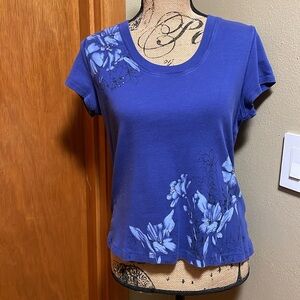 Blue Floral Scoop Neck Tee